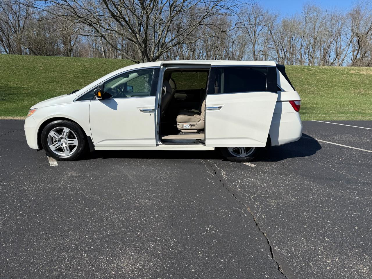 Honda Odyssey Touring 2013