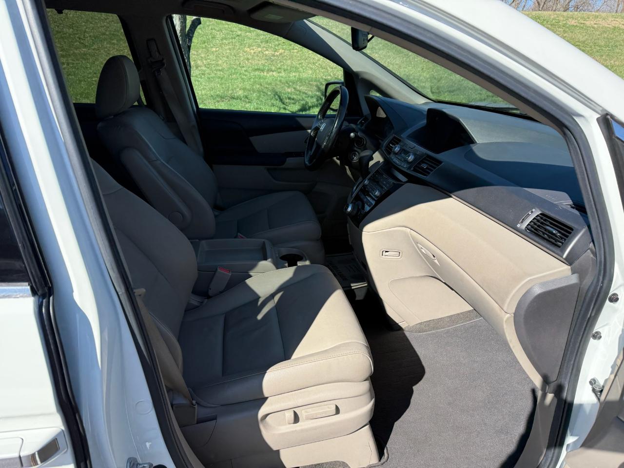 Honda Odyssey Touring 2013