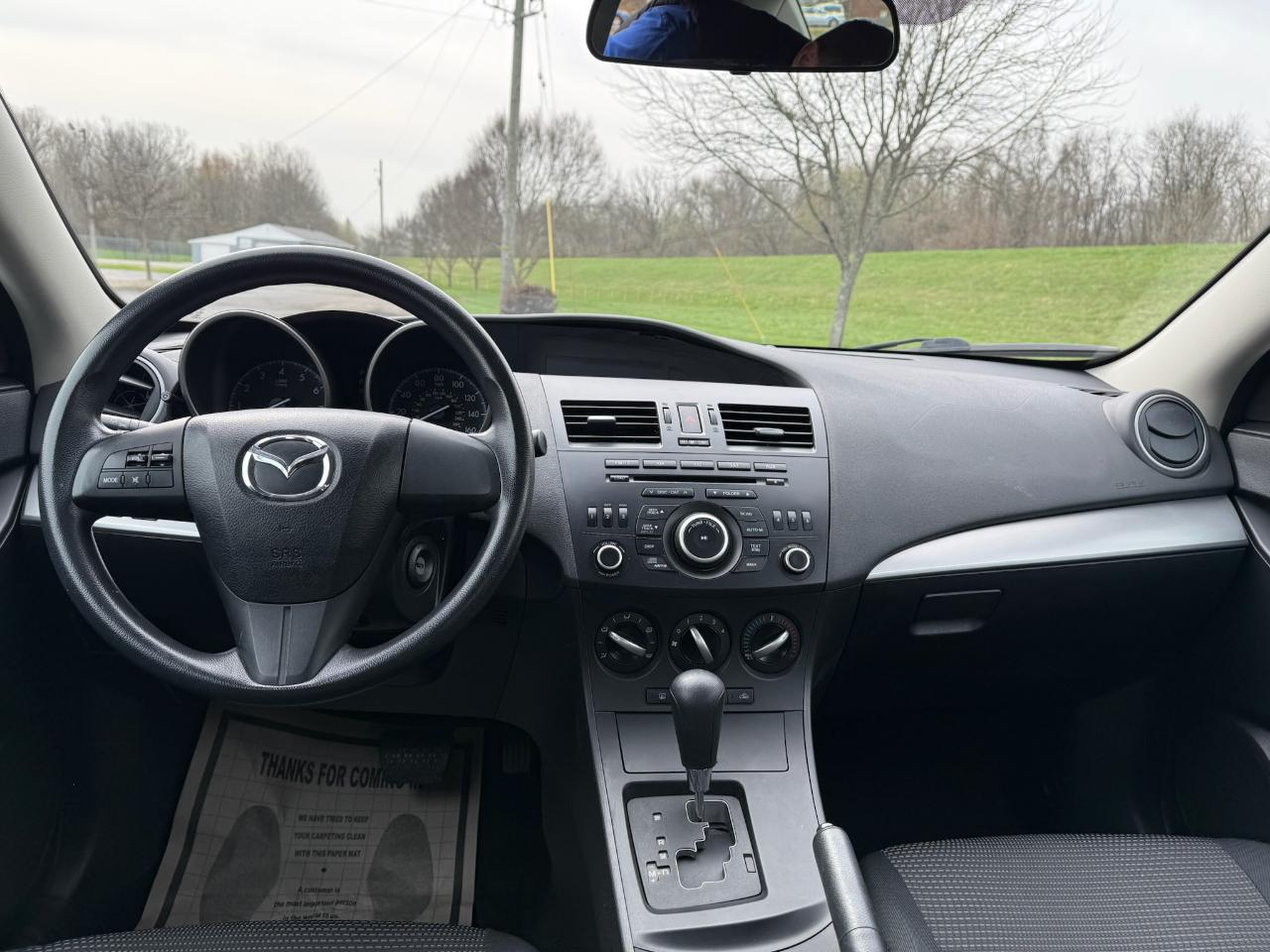 Mazda MAZDA3 i SV AT 4-Door 2013