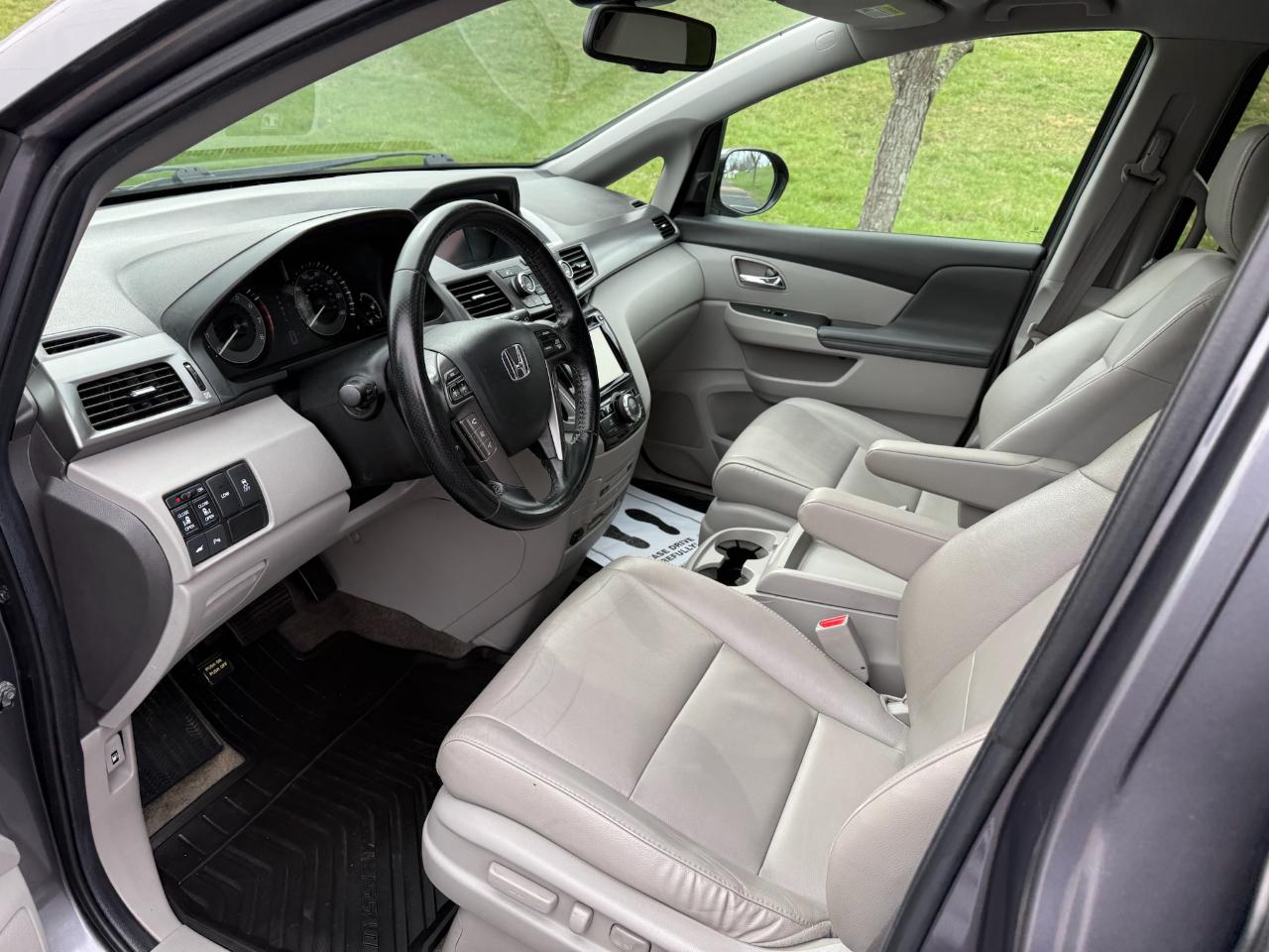 Honda Odyssey Touring 2014