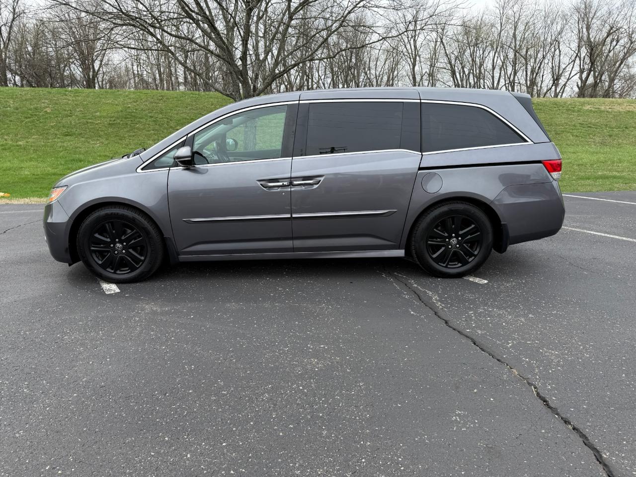 Honda Odyssey Touring 2014