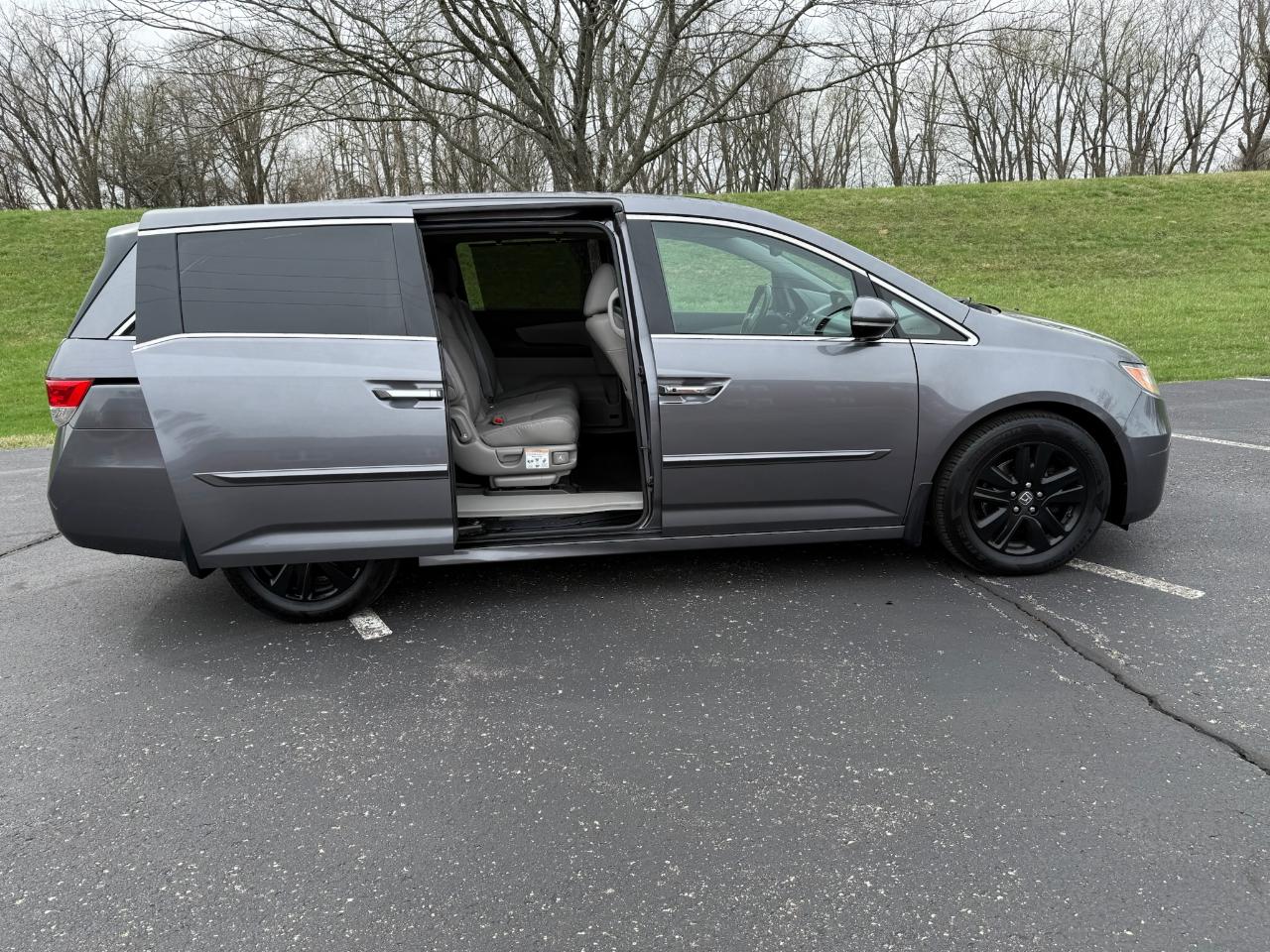 Honda Odyssey Touring 2014