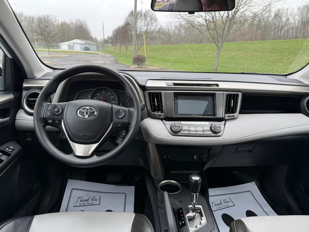Toyota RAV4 XLE FWD 2014