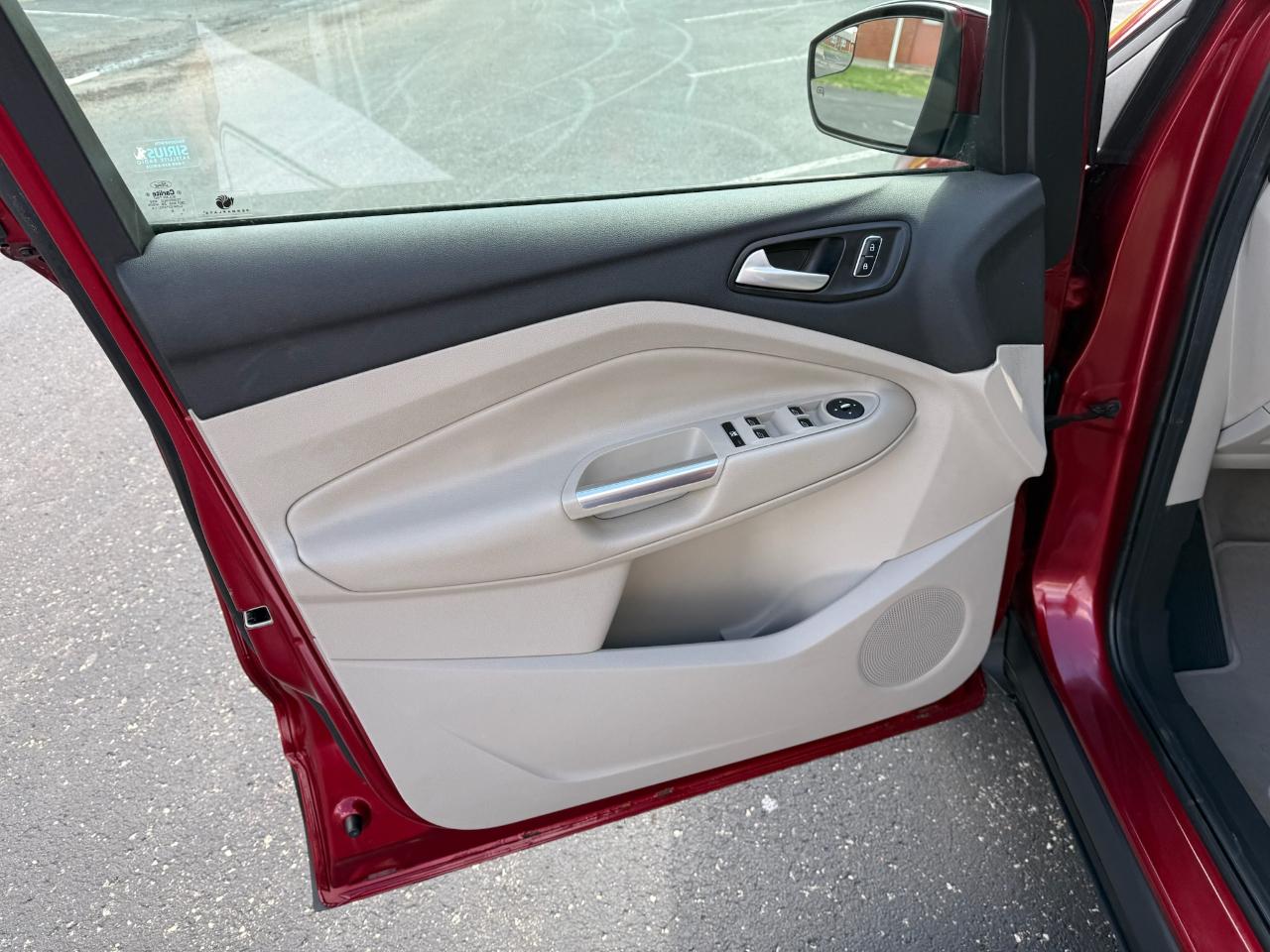 Ford Escape SE FWD 2015