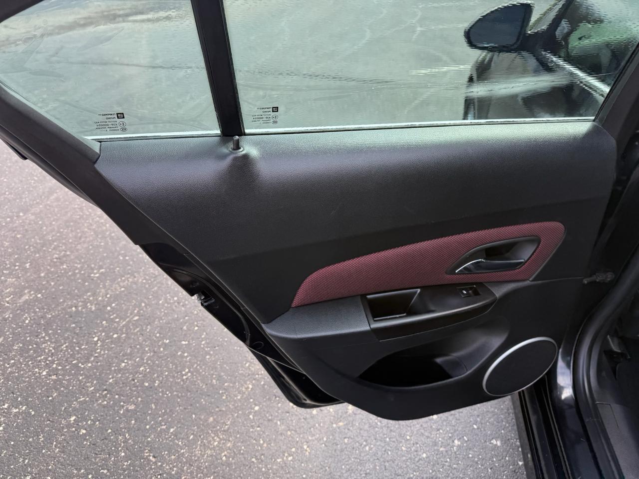 Chevrolet Cruze 1LT 2012