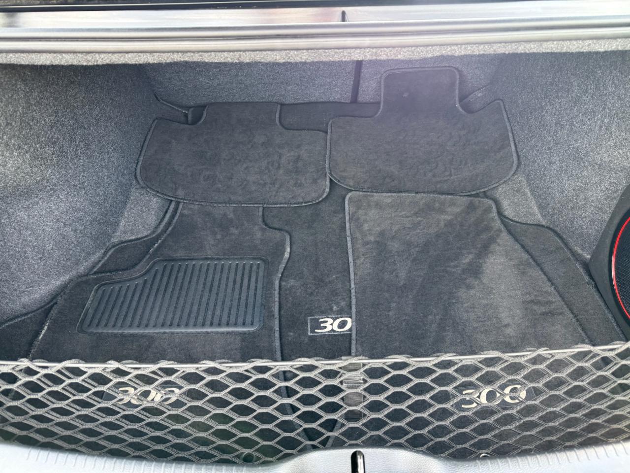 Chrysler 300 S V6 RWD 2012