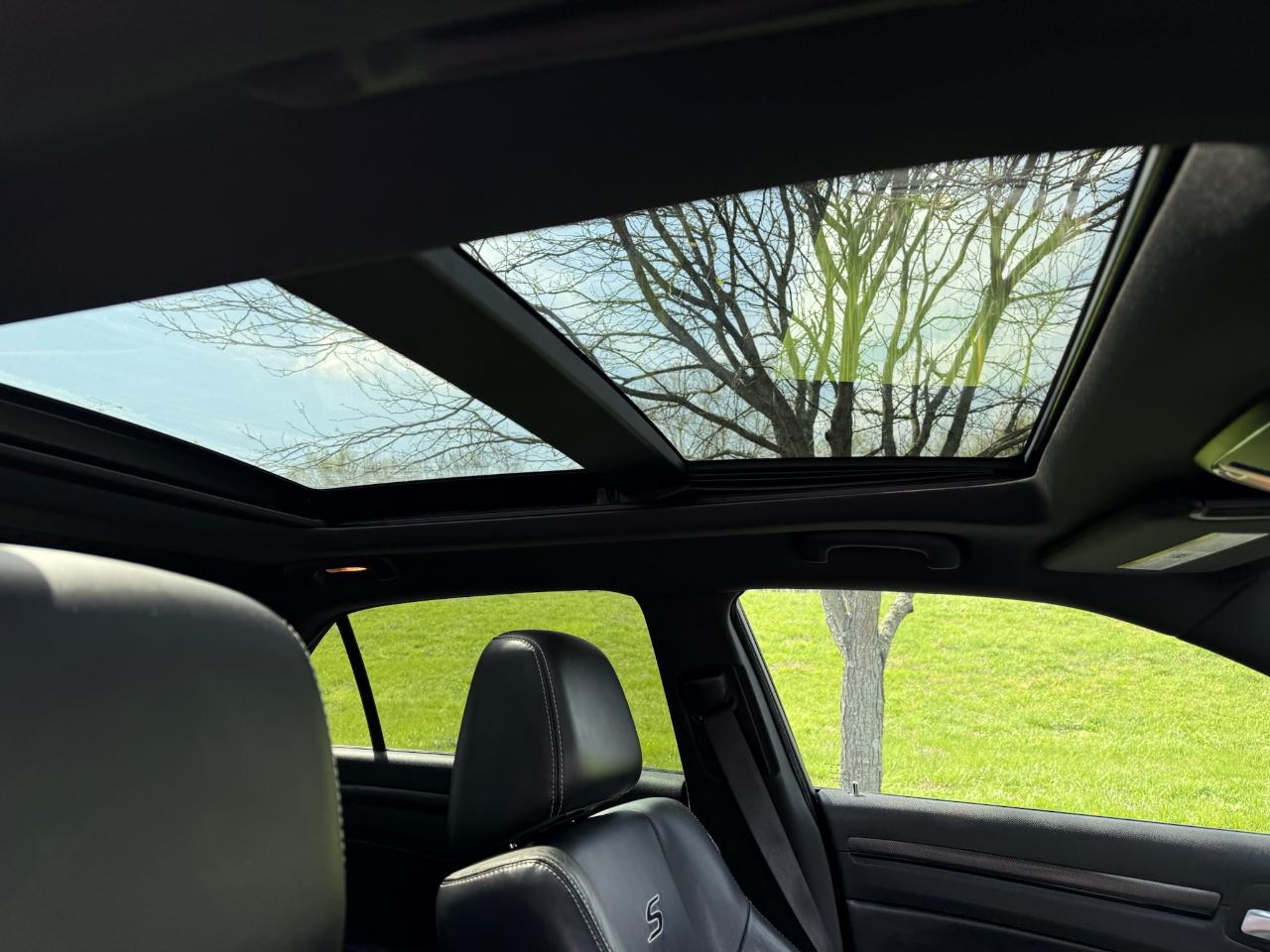 Chrysler 300 S V6 RWD 2012