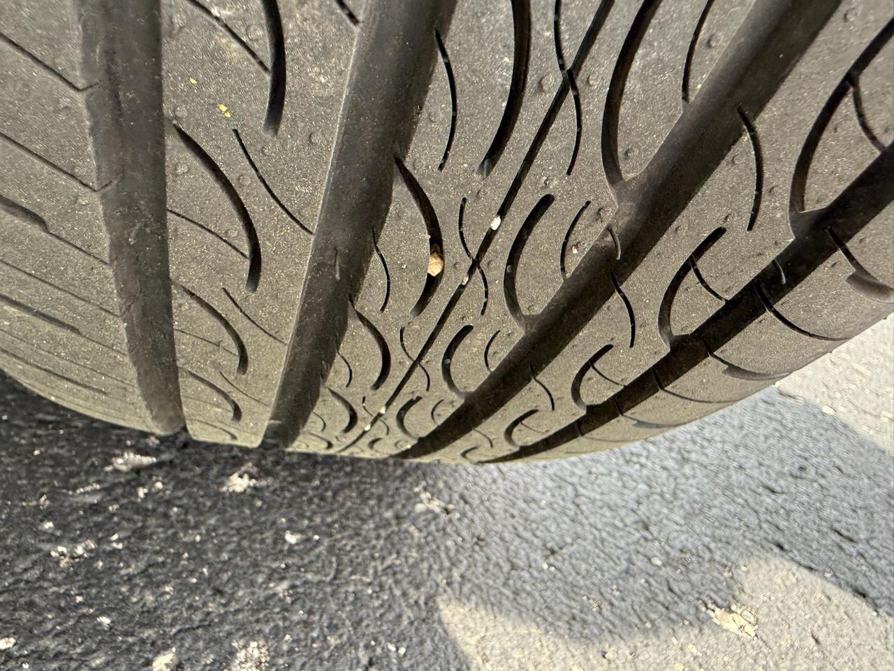 GMC Acadia Denali AWD 2011