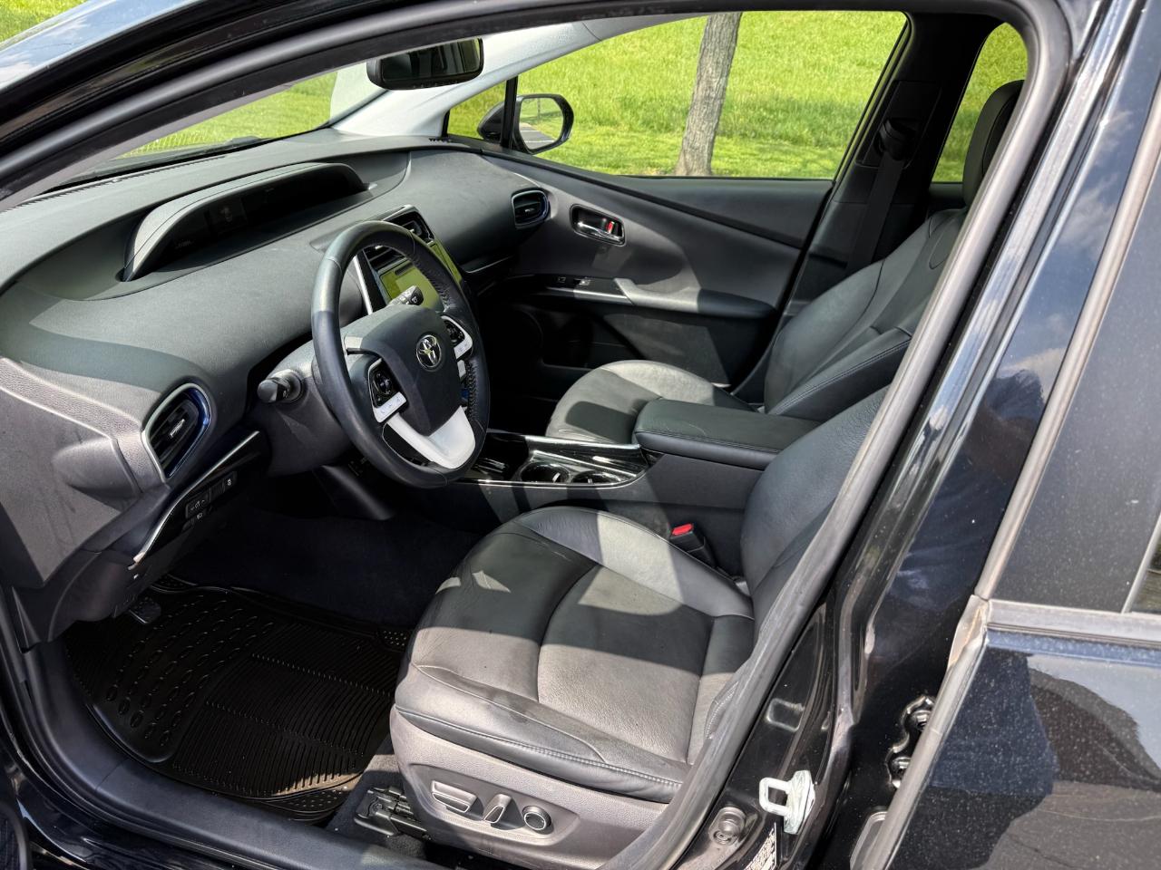 Toyota Prius Prius IV 2017