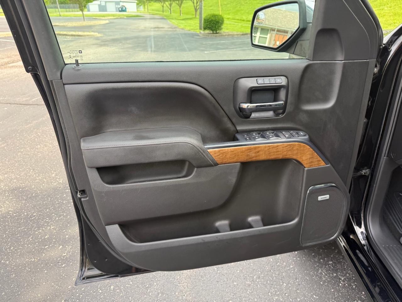 Chevrolet Silverado 1500 LTZ Crew Cab 4WD 2014