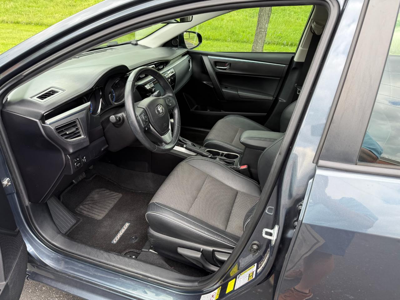 Toyota Corolla S Premium 4D Sedan 2015