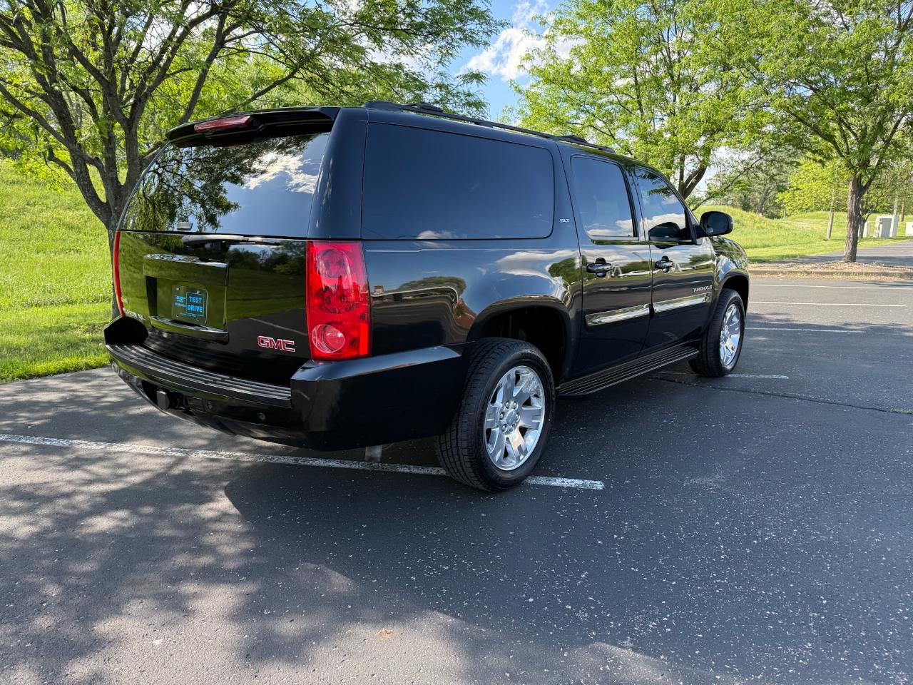 GMC Yukon XL SLT 4WD 2007