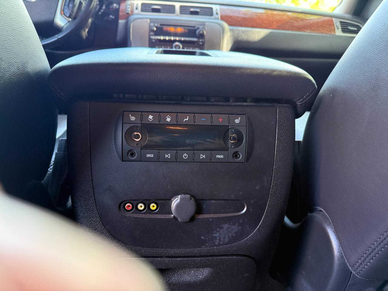 GMC Yukon XL SLT 4WD 2007