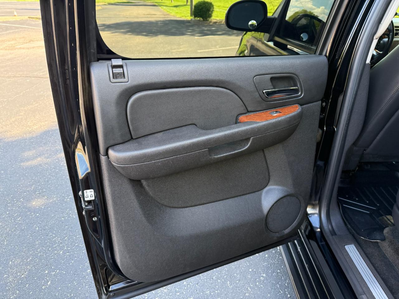 GMC Yukon XL SLT 4WD 2007