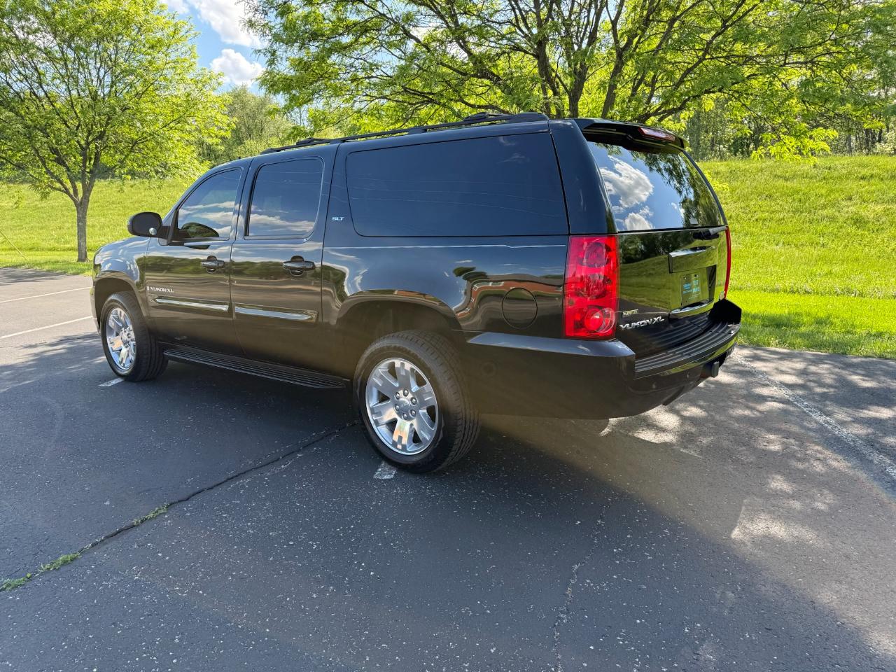 GMC Yukon XL SLT 4WD 2007