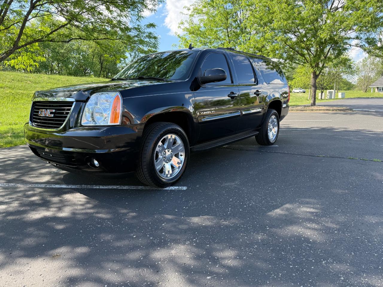 GMC Yukon XL SLT 4WD 2007