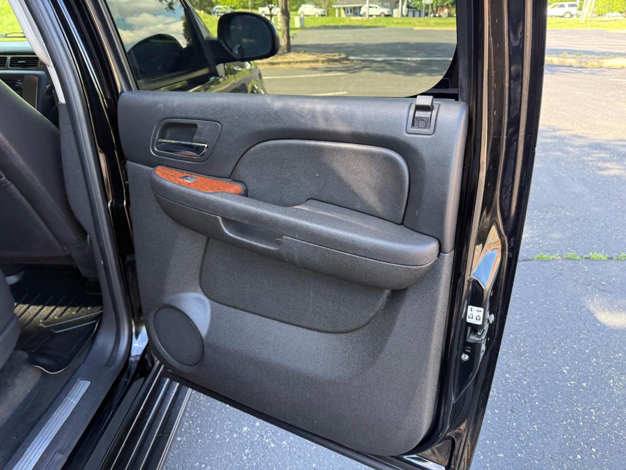 GMC Yukon XL SLT 4WD 2007