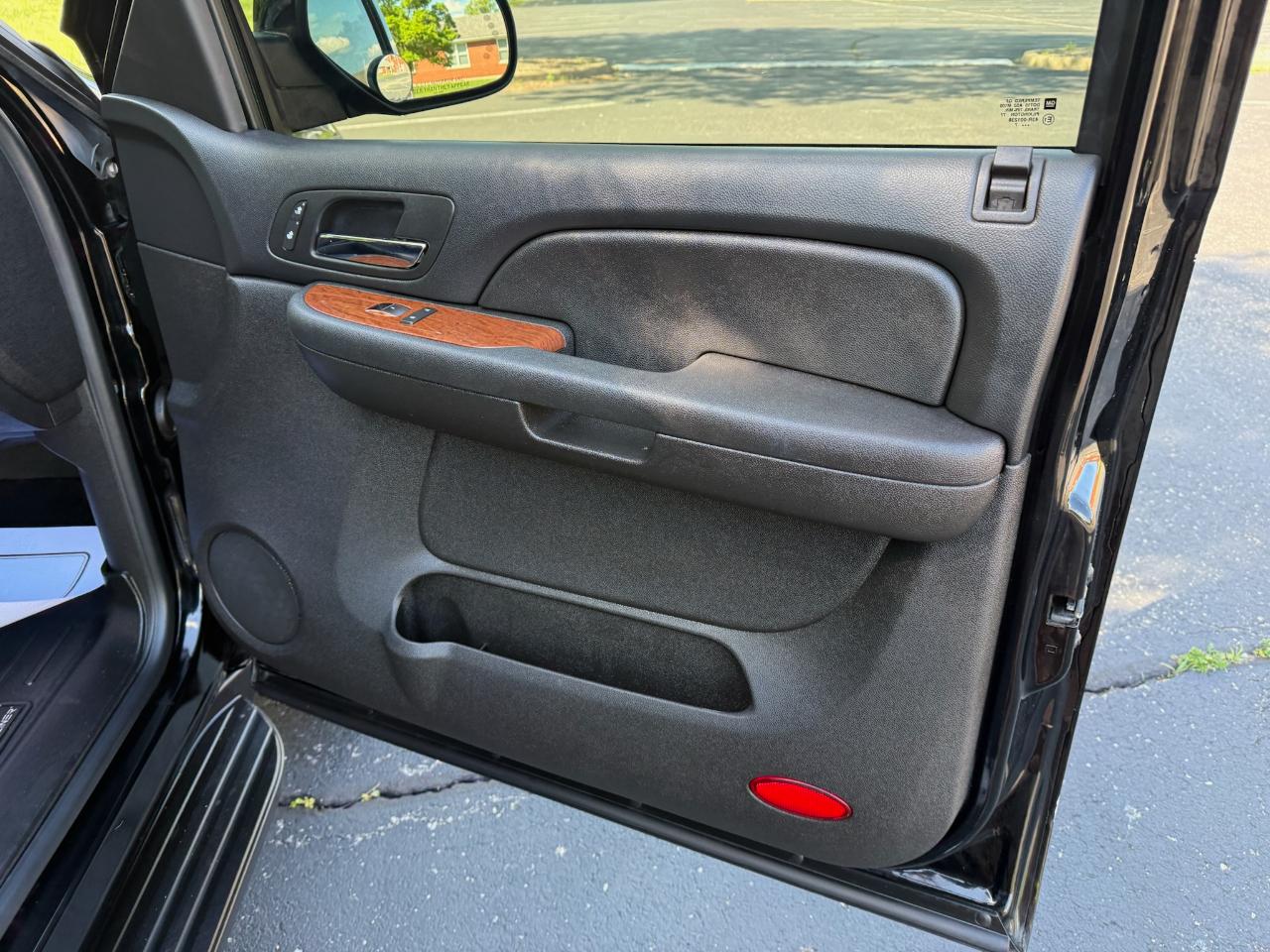 GMC Yukon XL SLT 4WD 2007