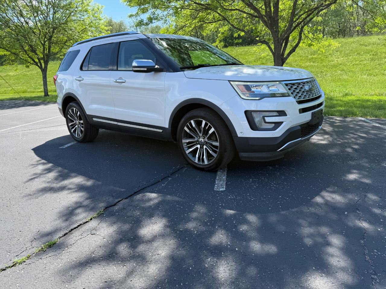 2016 Ford Explorer Platinum AWD