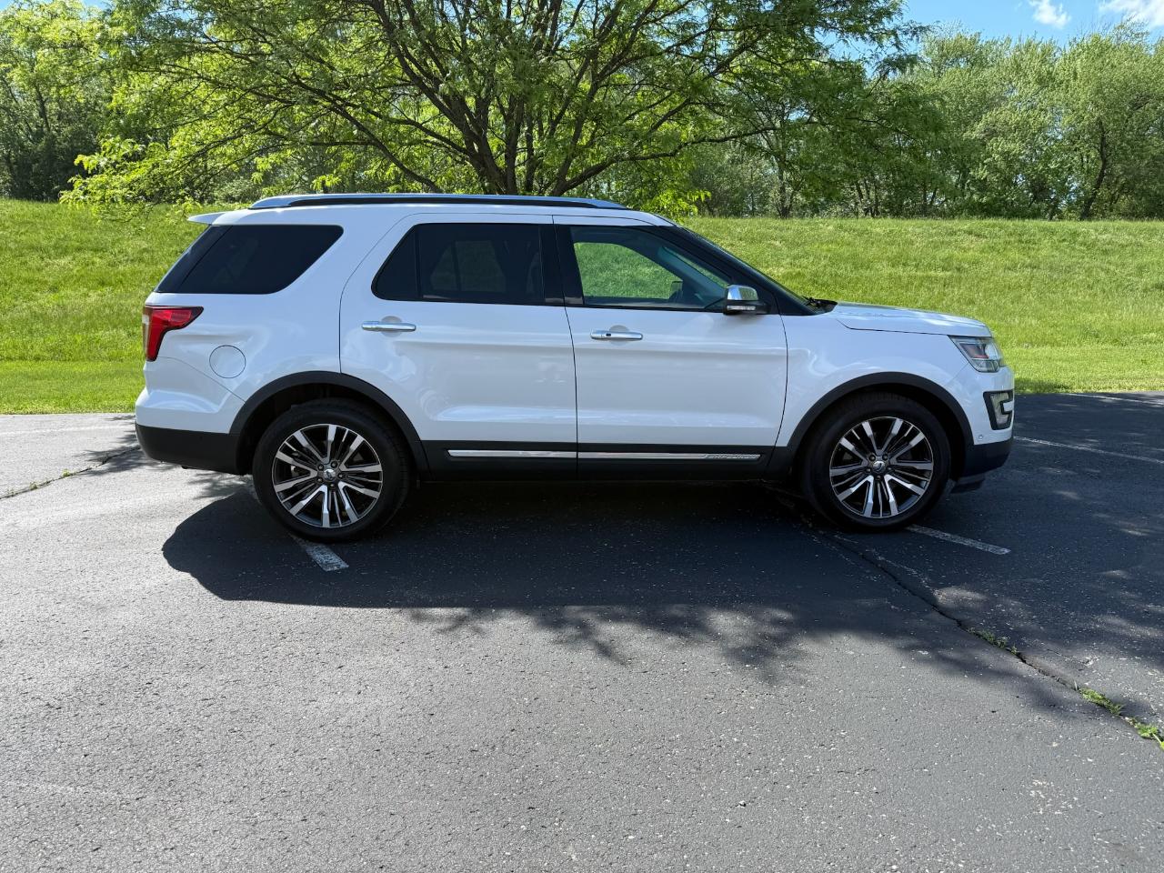 Ford Explorer Platinum AWD 2016