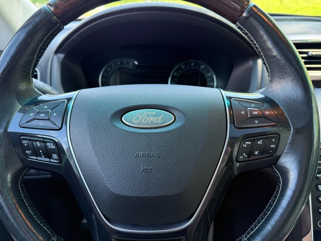 Ford Explorer Platinum AWD 2016