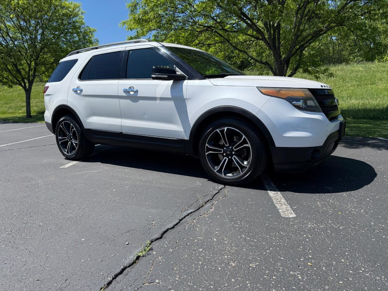 Ford Explorer Sport 4WD 2013