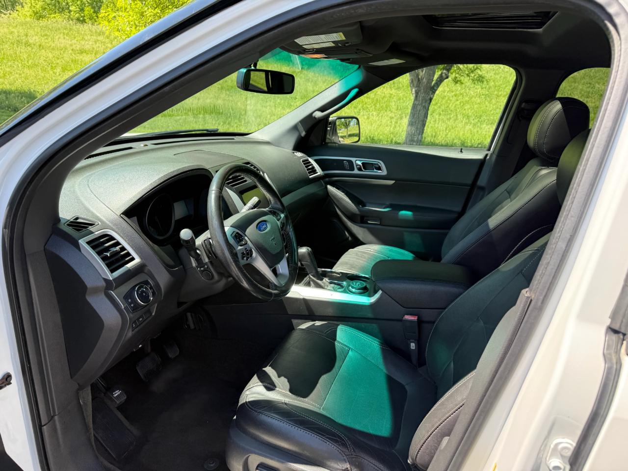 Ford Explorer Sport 4WD 2013