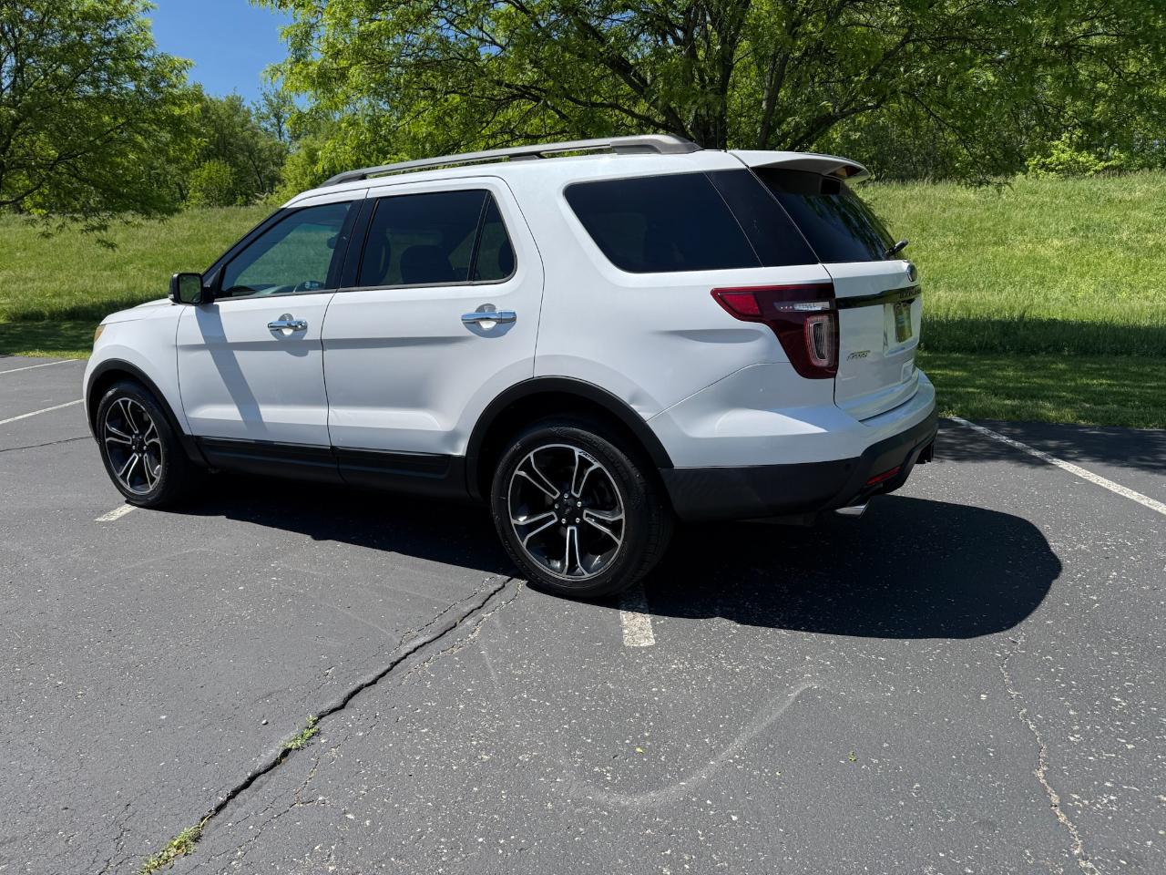 Ford Explorer Sport 4WD 2013