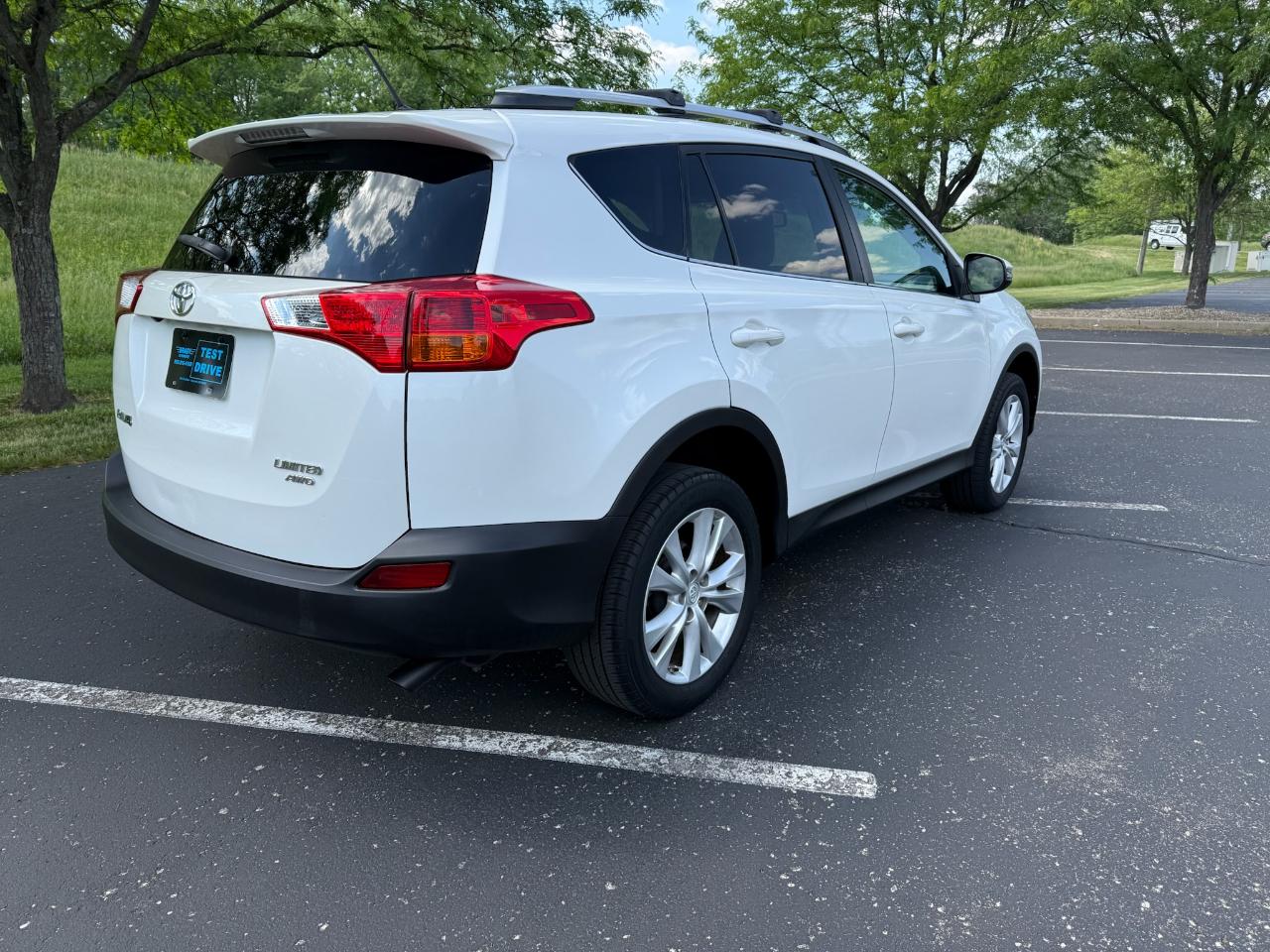 Toyota RAV4 Limited AWD 2013
