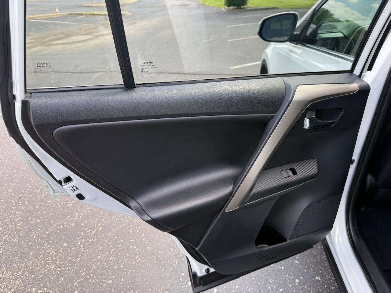 Toyota RAV4 Limited AWD 2013