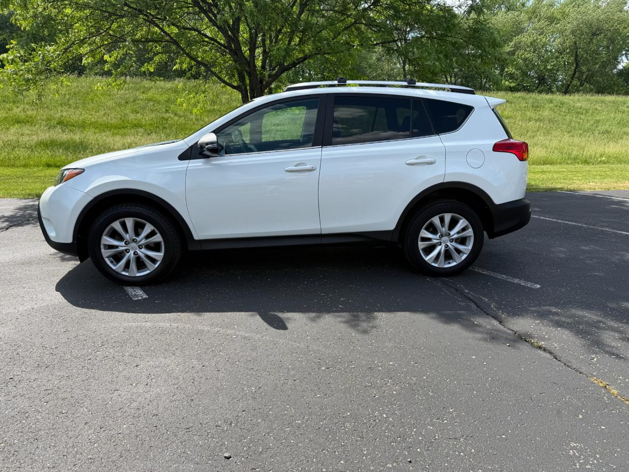Toyota RAV4 Limited AWD 2013