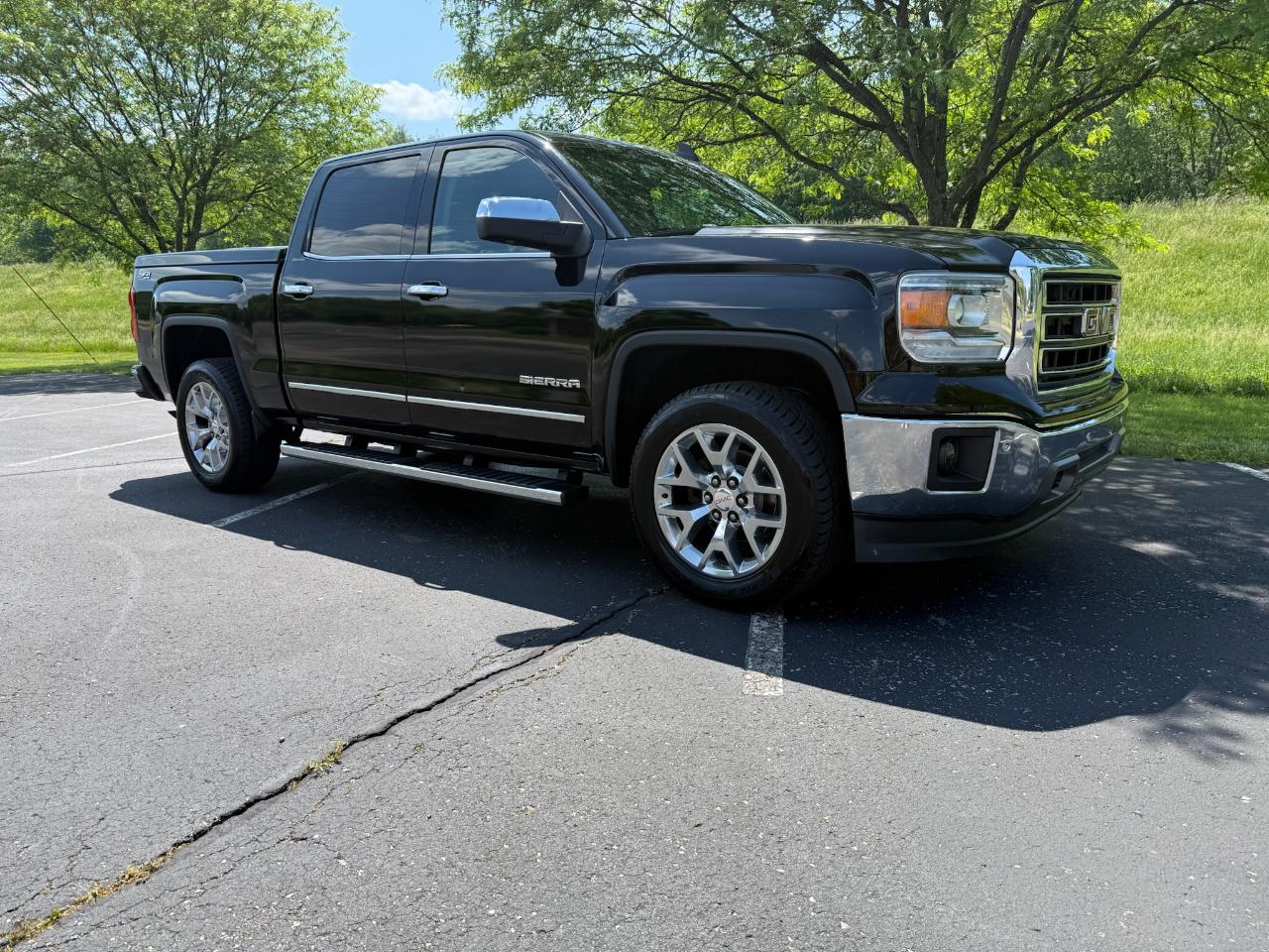GMC Sierra 1500 SLT Crew Cab Short Box 4WD 2015