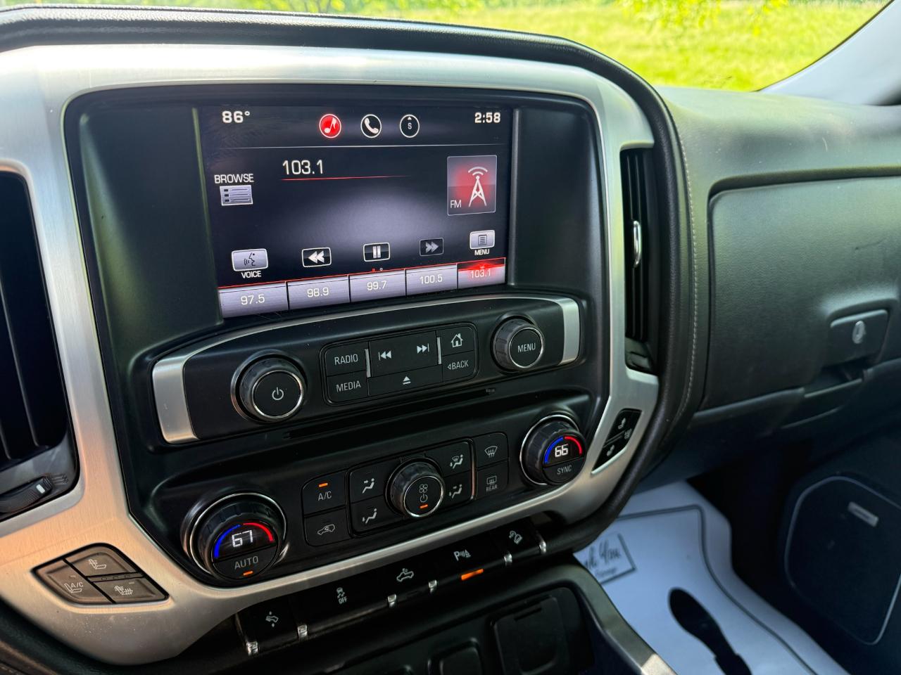 GMC Sierra 1500 SLT Crew Cab Short Box 4WD 2015