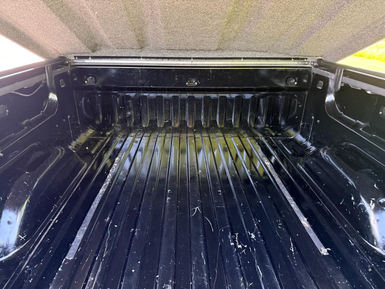 GMC Sierra 1500 SLT Crew Cab Short Box 4WD 2015