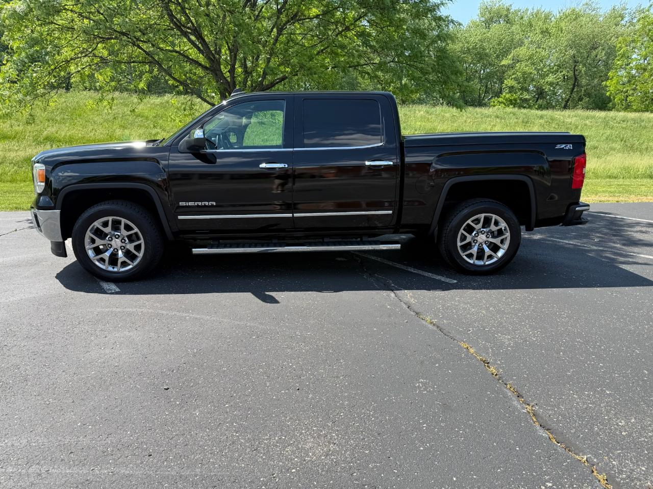 GMC Sierra 1500 SLT Crew Cab Short Box 4WD 2015