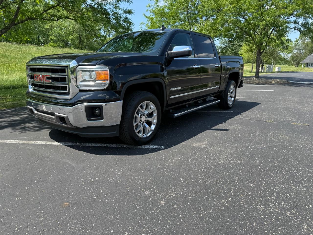 GMC Sierra 1500 SLT Crew Cab Short Box 4WD 2015