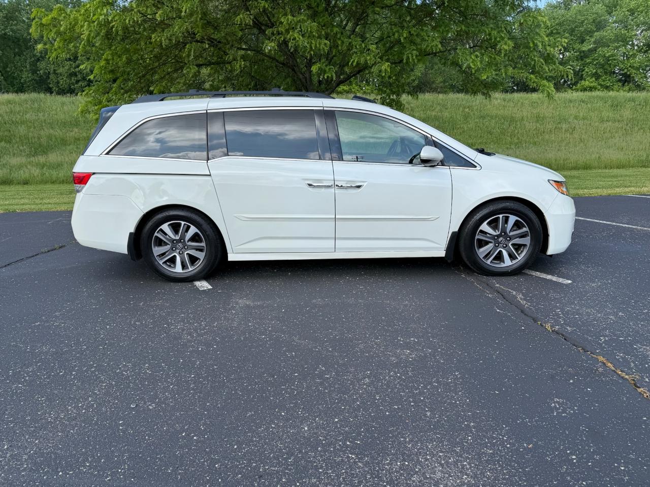Honda Odyssey Touring Elite 2014
