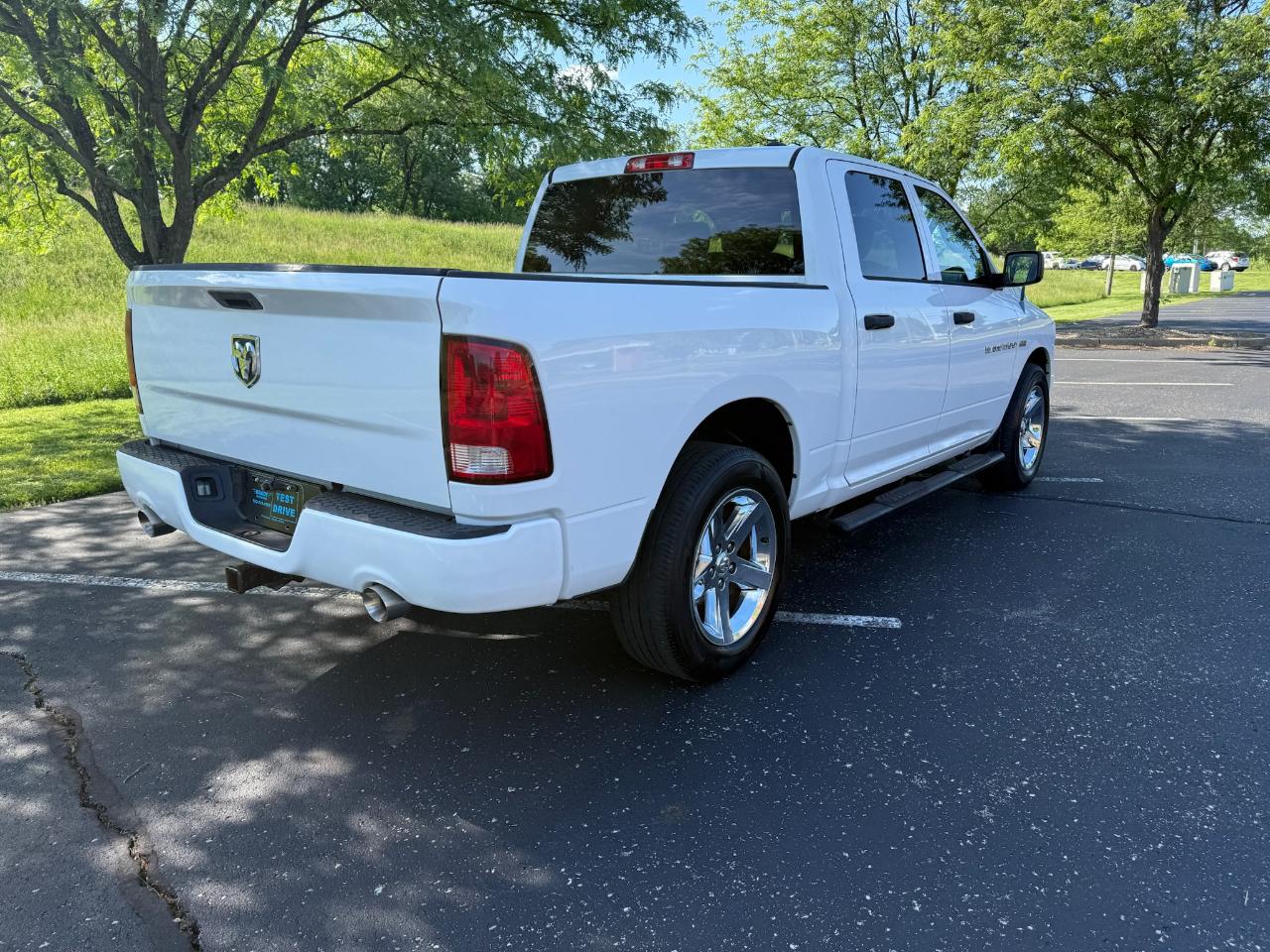 RAM 1500 ST Crew Cab 2WD 2012