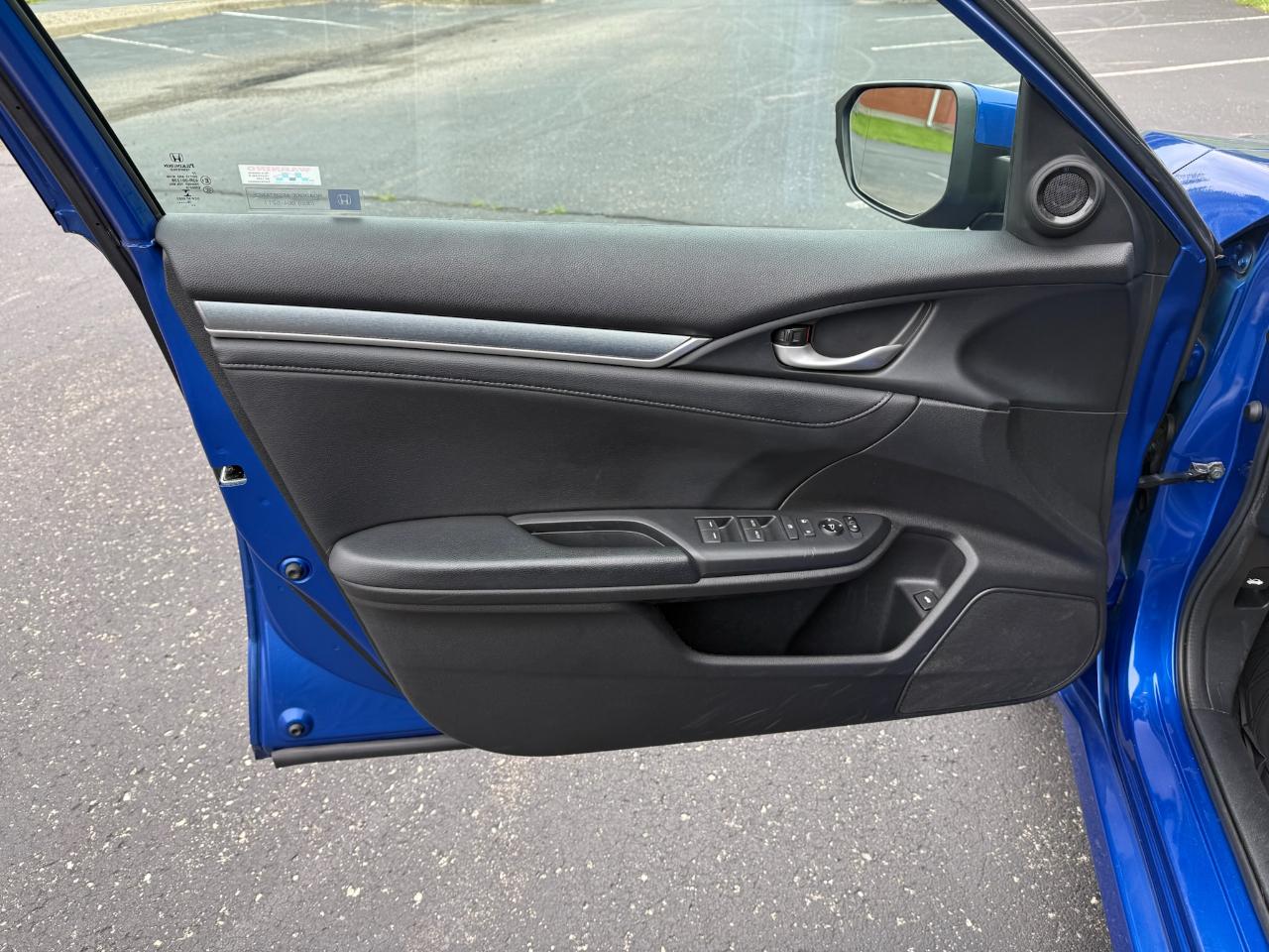 Honda Civic EX-L Sedan AT 2016