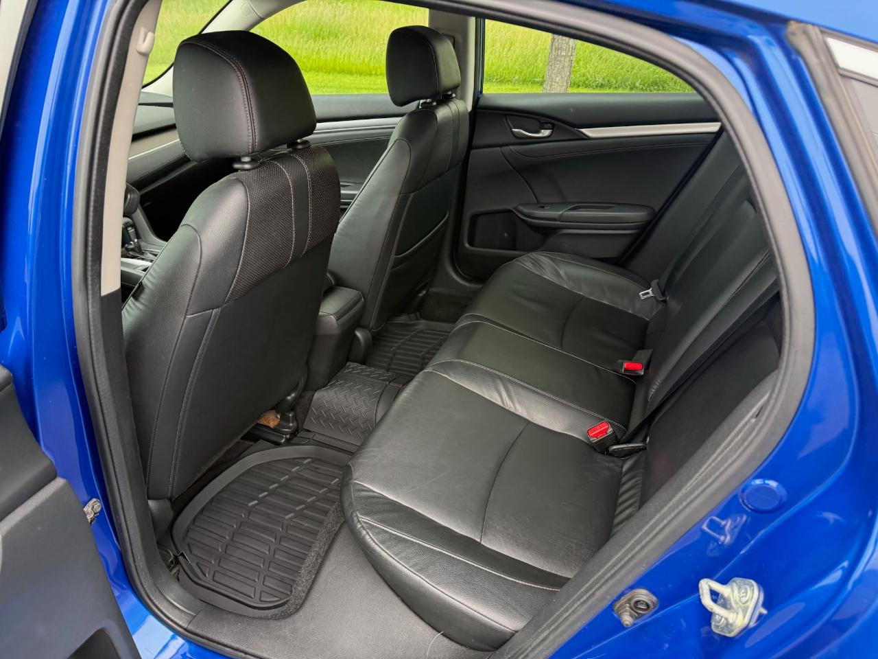 Honda Civic EX-L Sedan AT 2016