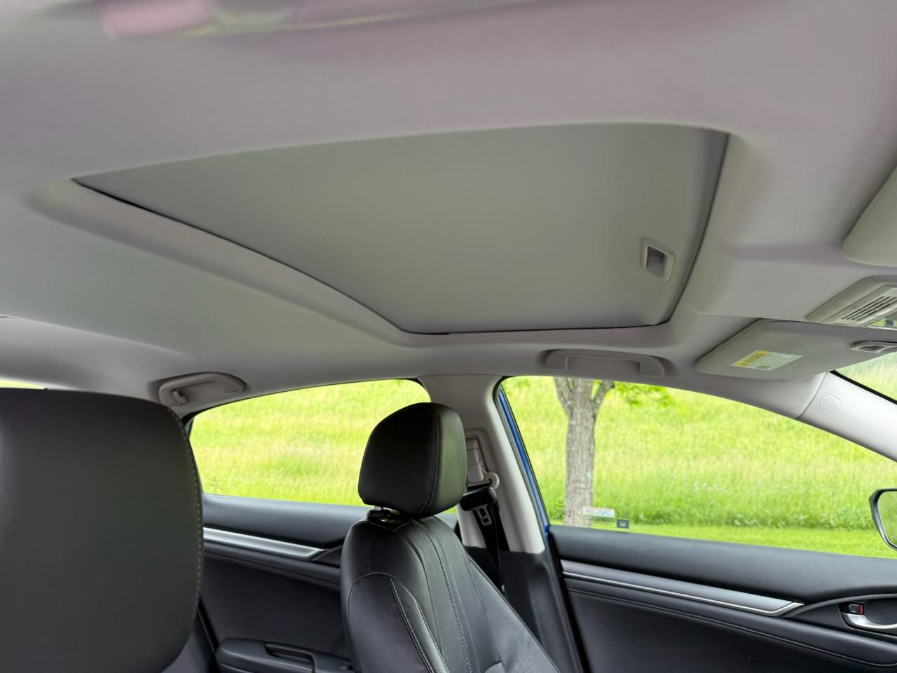 Honda Civic EX-L Sedan AT 2016