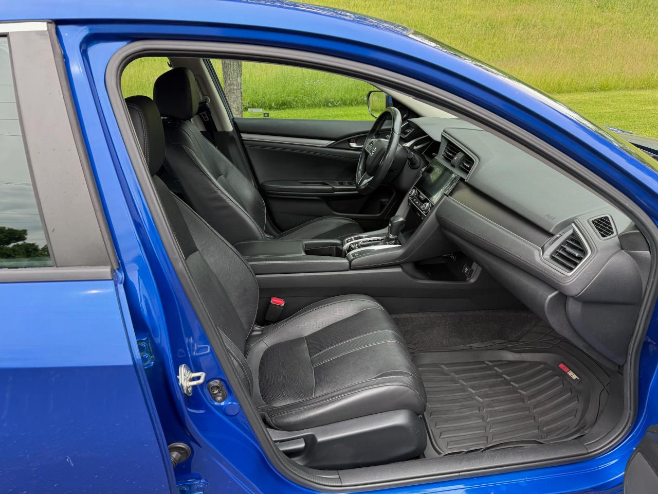 Honda Civic EX-L Sedan AT 2016