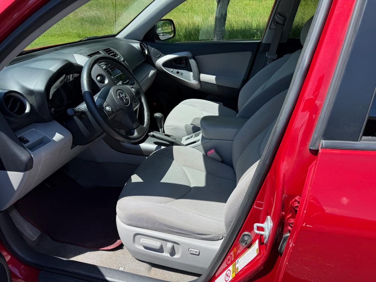 Toyota RAV4 Limited I4 2WD 2007