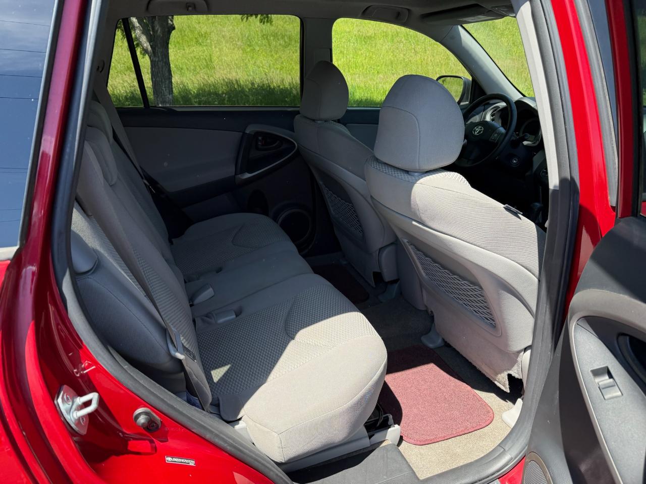Toyota RAV4 Limited I4 2WD 2007