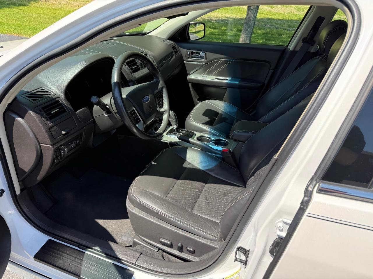 Ford Fusion V6 Sport FWD 2011