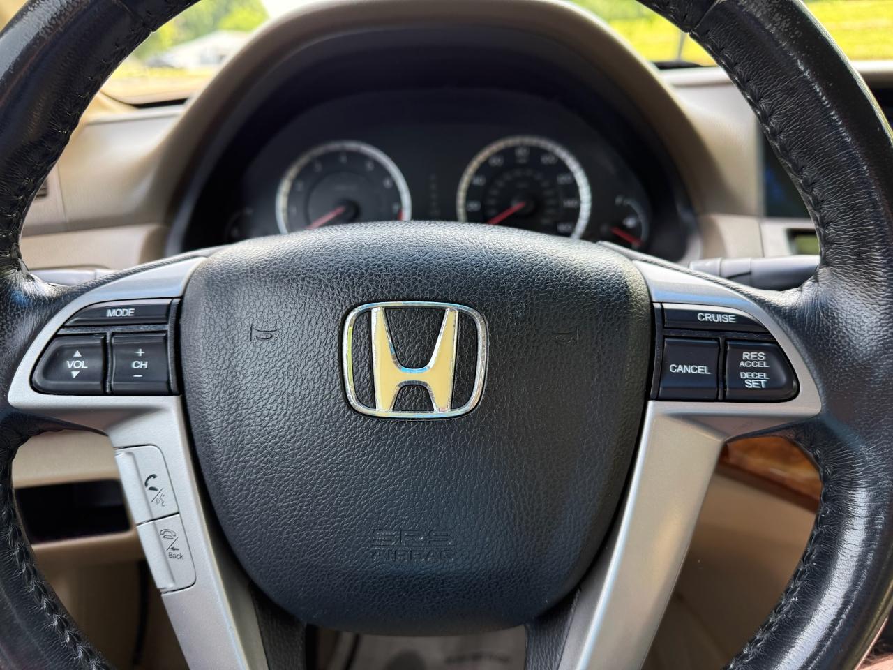 Honda Accord EX-L Sedan AT 2010