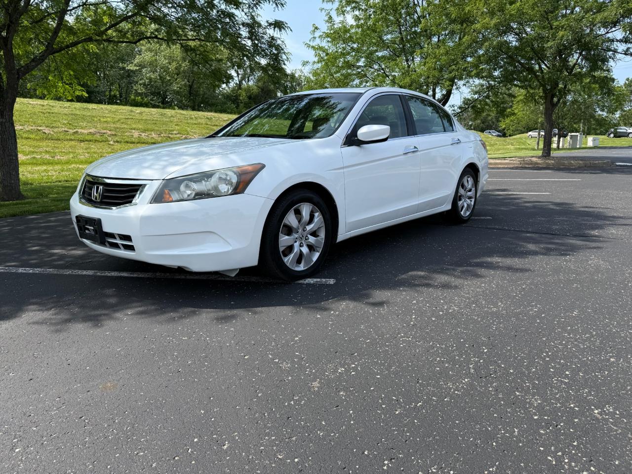 Honda Accord EX-L Sedan AT 2010