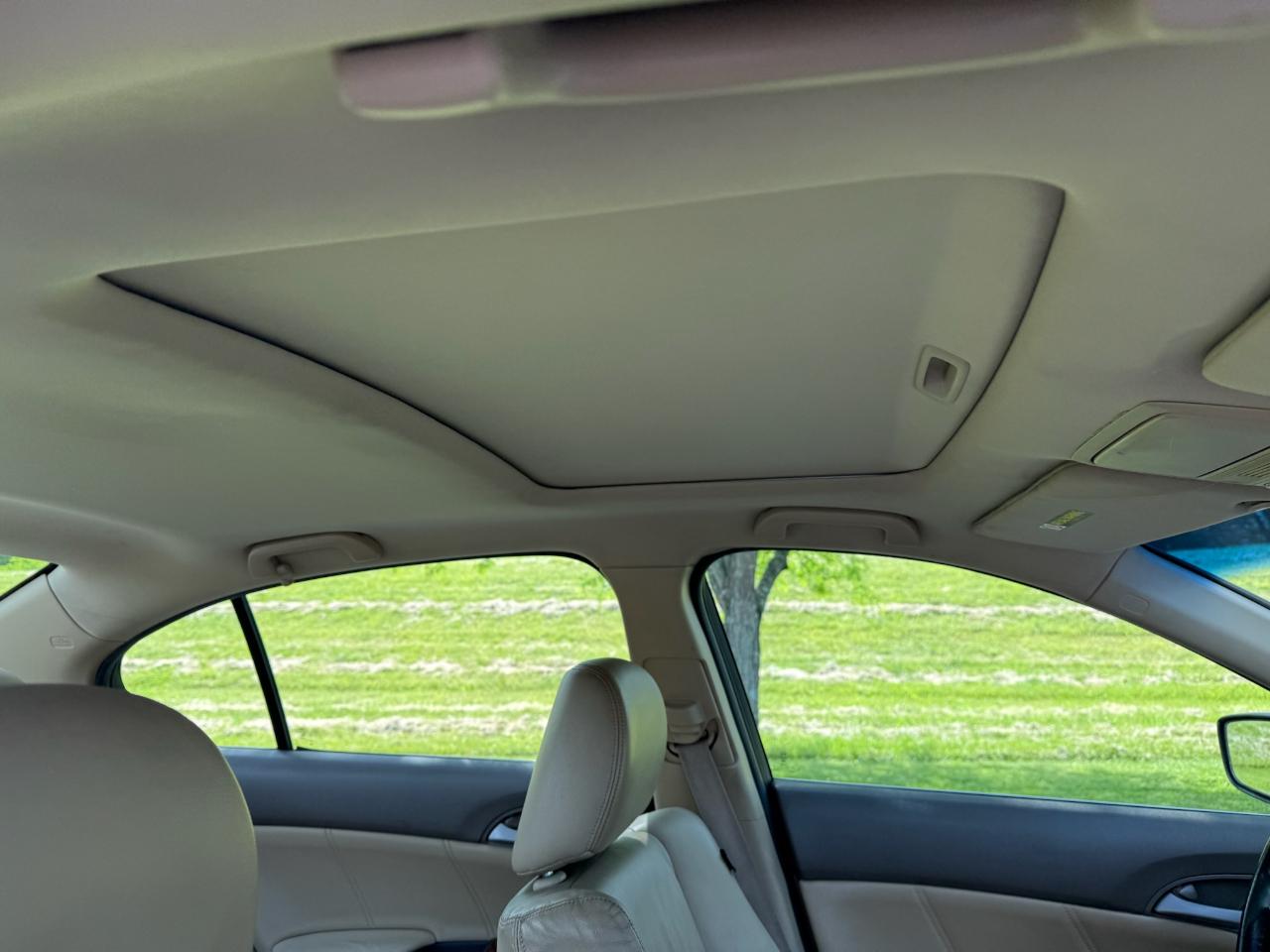 Honda Accord EX-L Sedan AT 2010