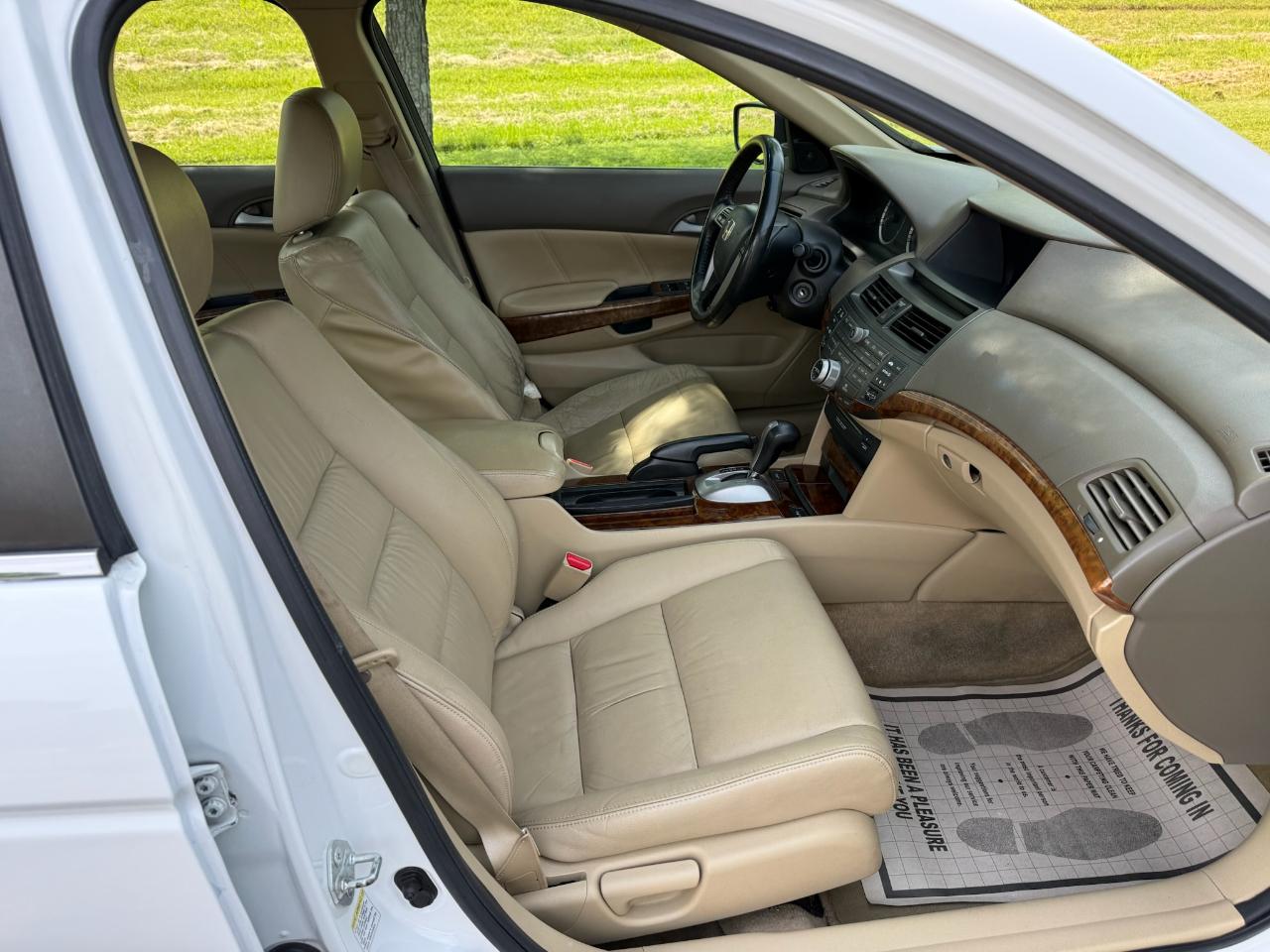 Honda Accord EX-L Sedan AT 2010