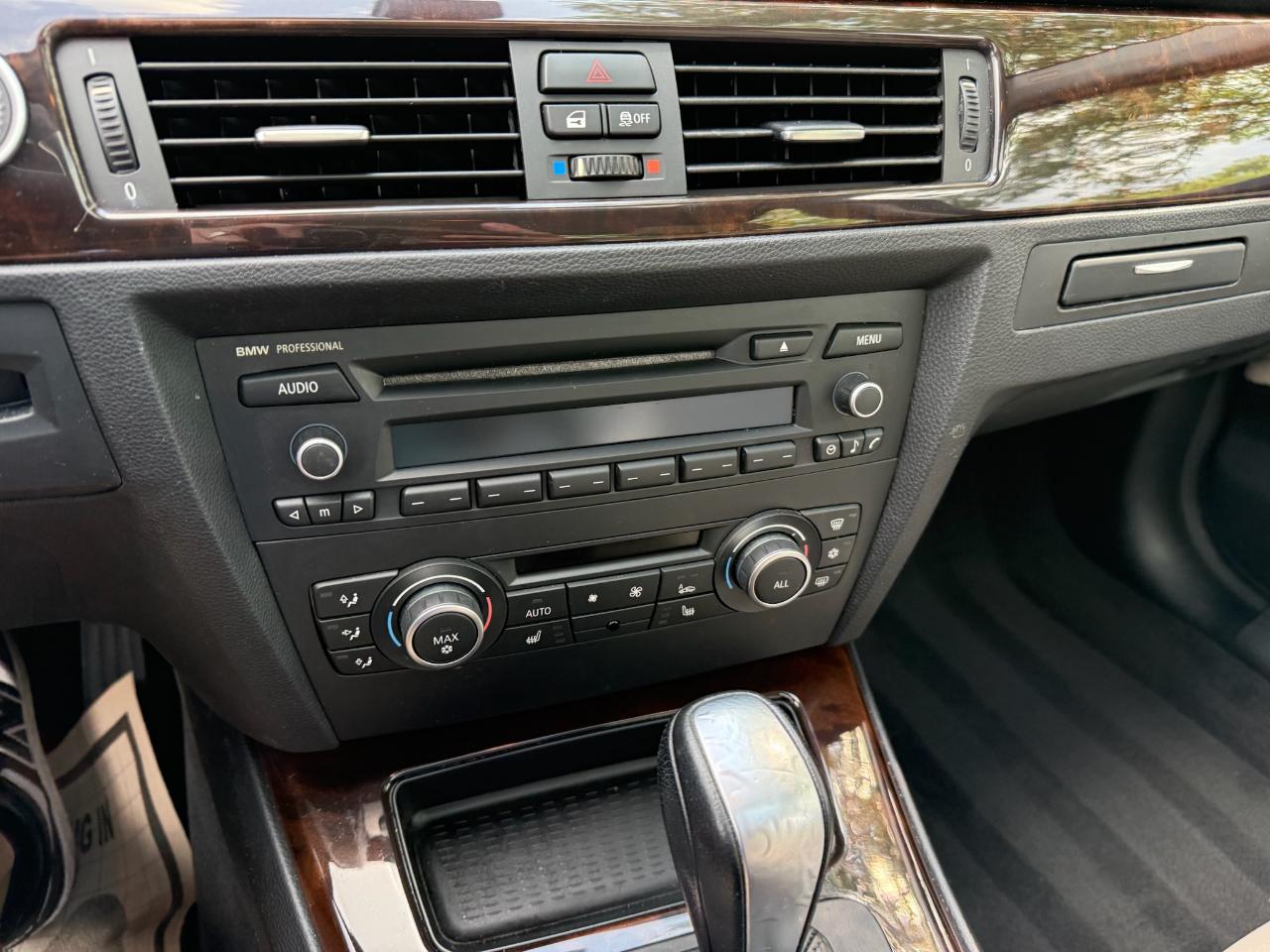 BMW 3-Series 328i 2011